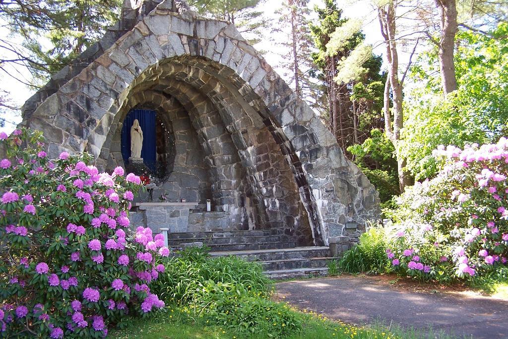 Franciscan Guest House Kennebunk Exterior photo